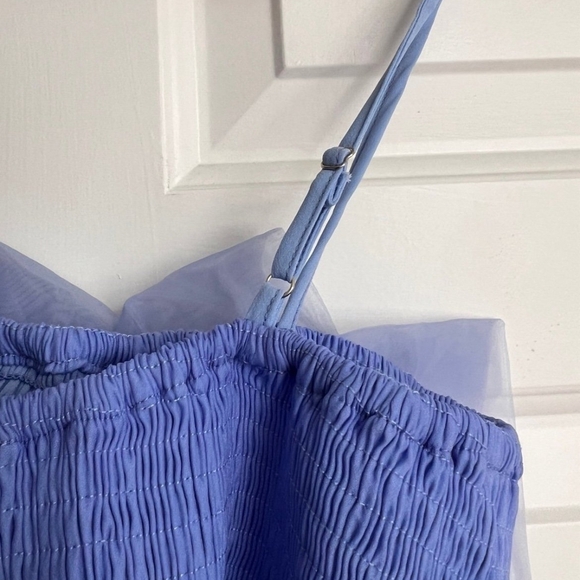 Chic Blue Ruffle Top - Picture 4 of 4